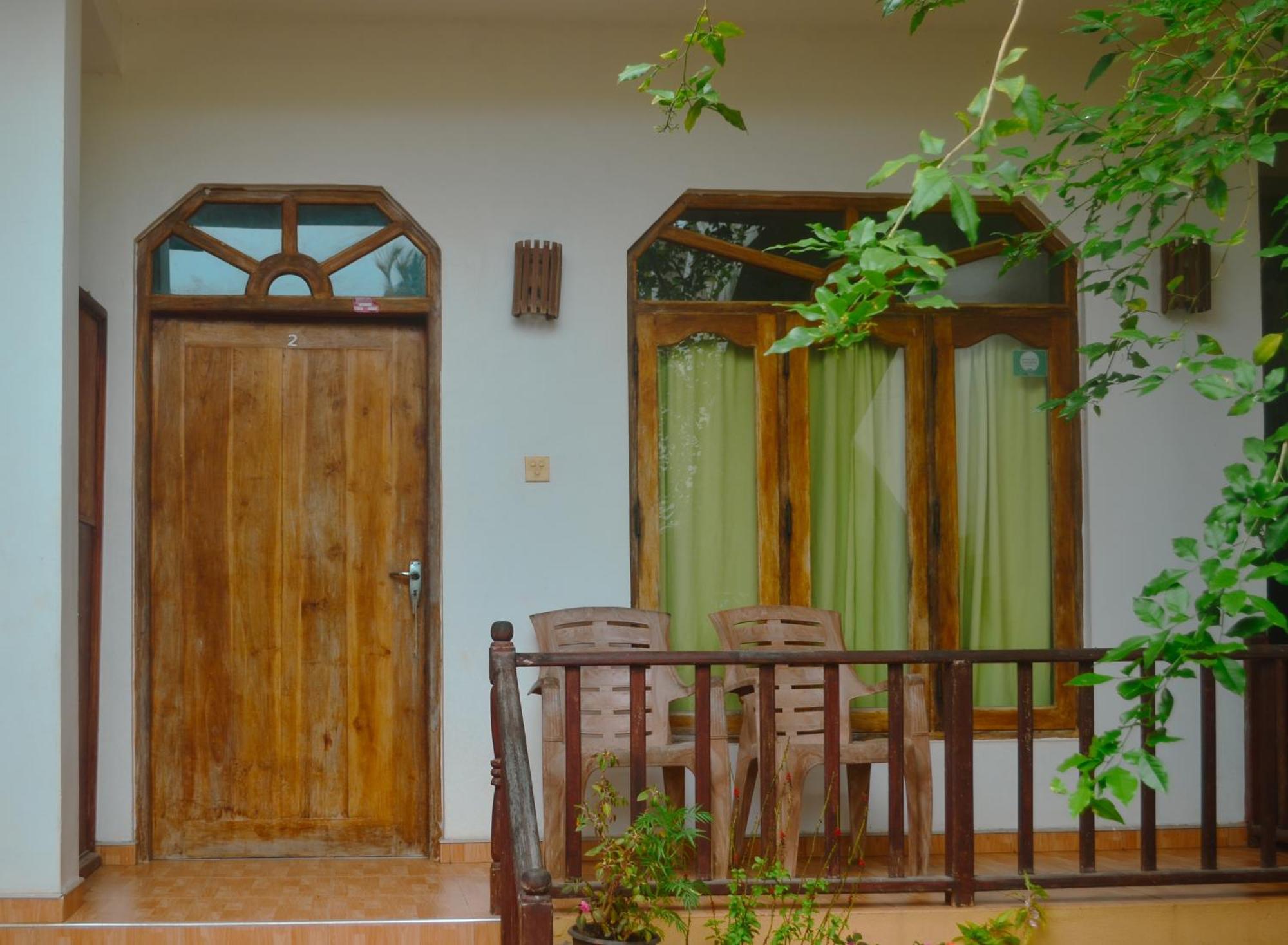 Glow Accommadation Tangalle Exterior photo